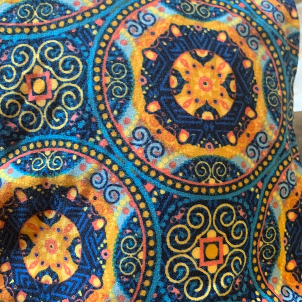 LulaRoe leggings - tall and curvy (size 12-18)
